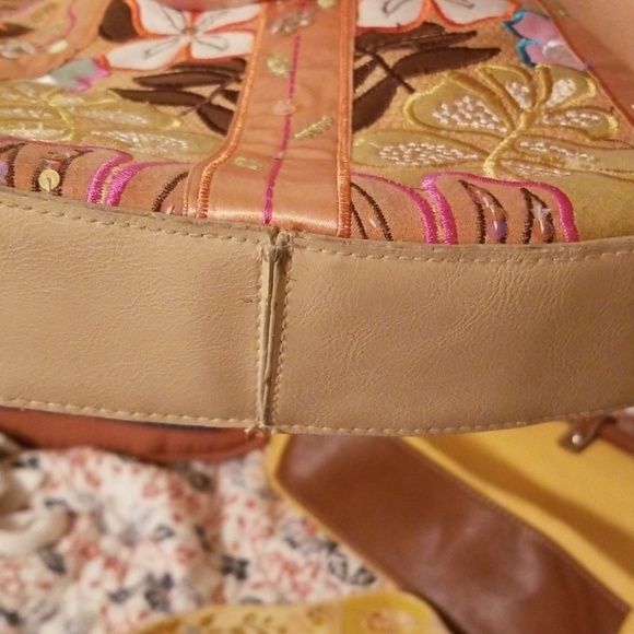 Purse - Picture 5 of 6